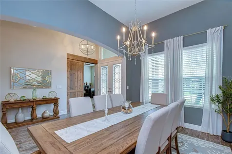 6335 Knob Tree Drive Lithia FL 33547