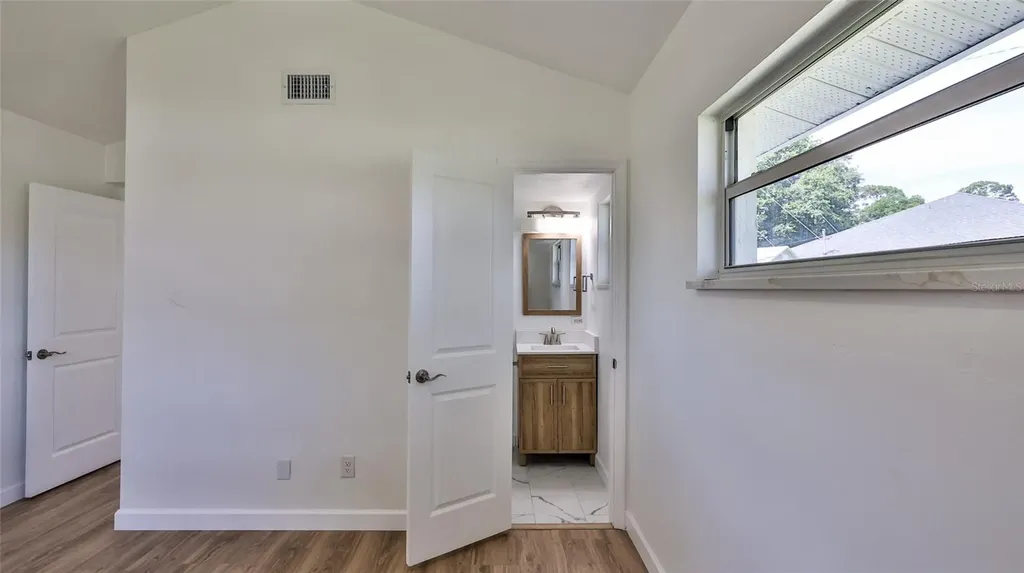 2212 Woodland Drive Edgewater FL 32141