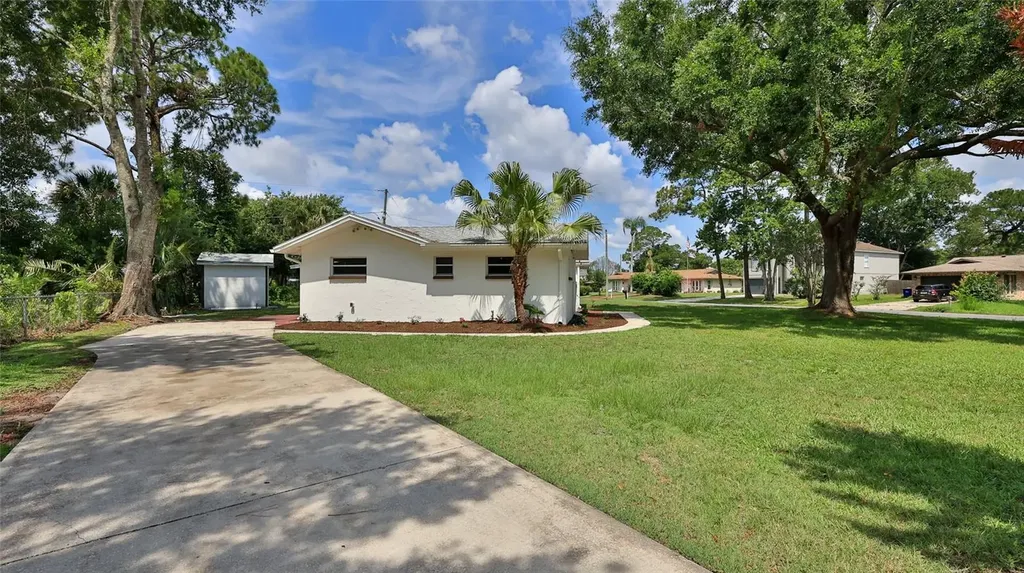 2212 Woodland Drive Edgewater FL 32141