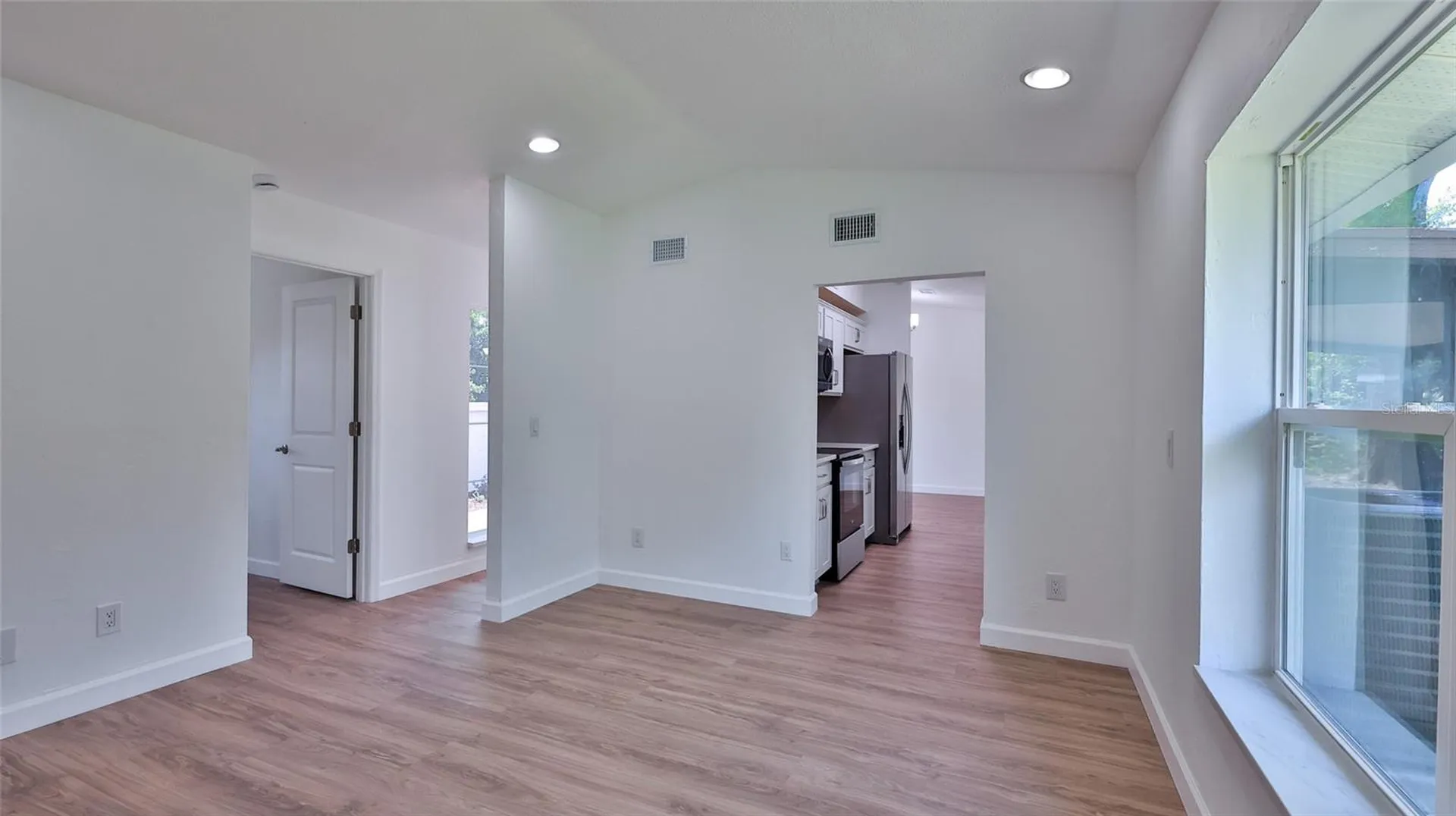 2212 Woodland Drive Edgewater FL 32141