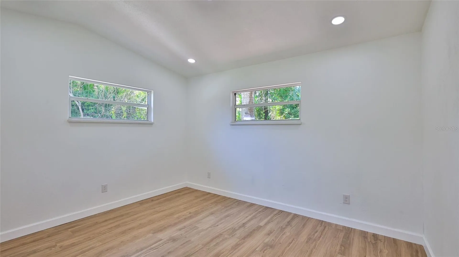 2212 Woodland Drive Edgewater FL 32141