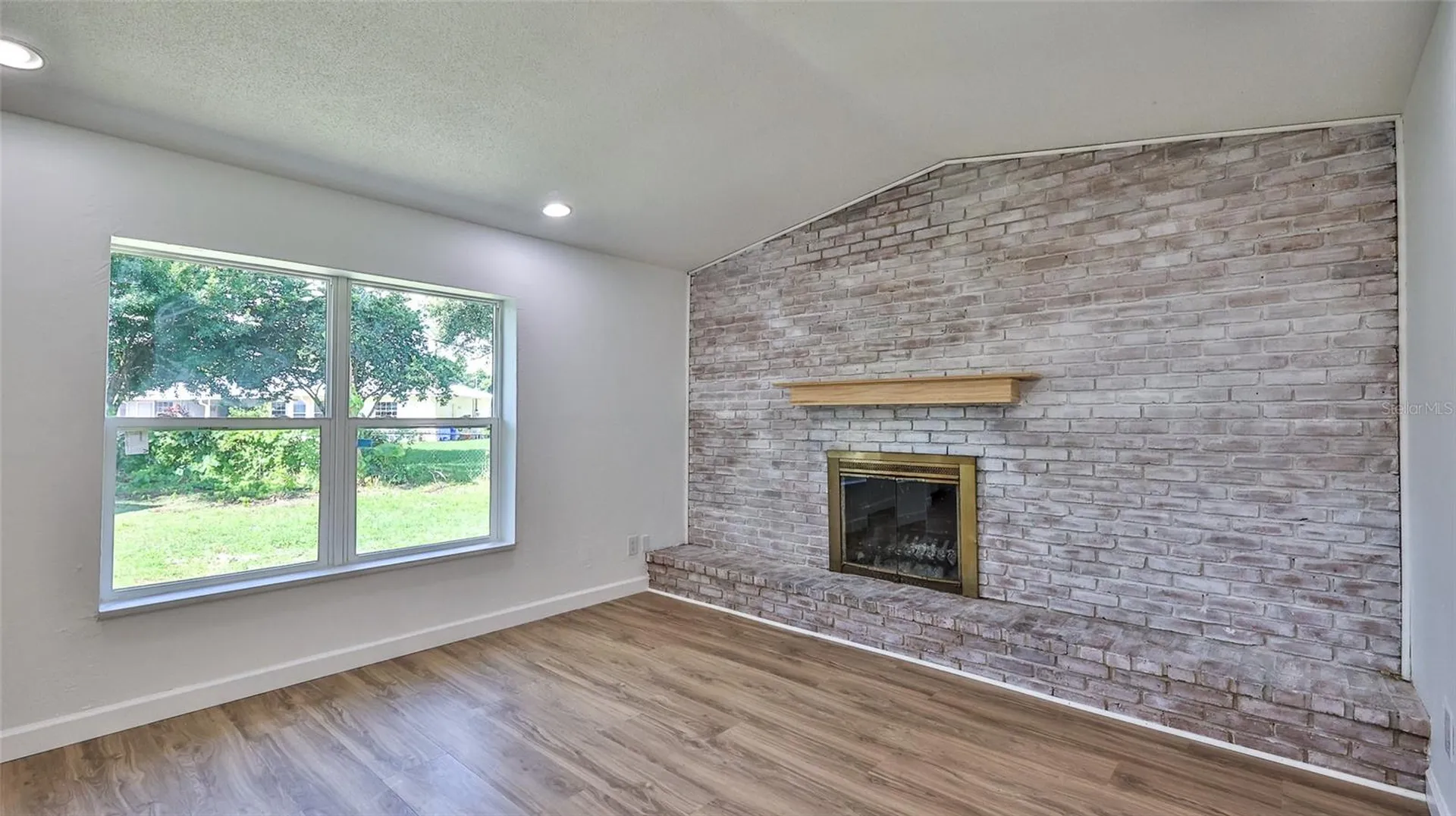 2212 Woodland Drive Edgewater FL 32141