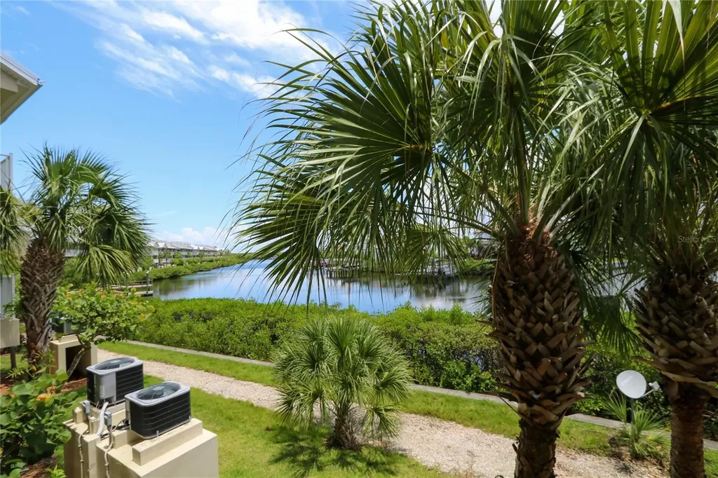447 Bahia Beach Boulevard Ruskin FL 33570