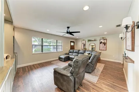 4178 Chisholm Drive Sarasota FL 34235