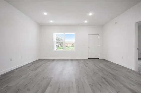304 Pearl Street Haines City FL 33844