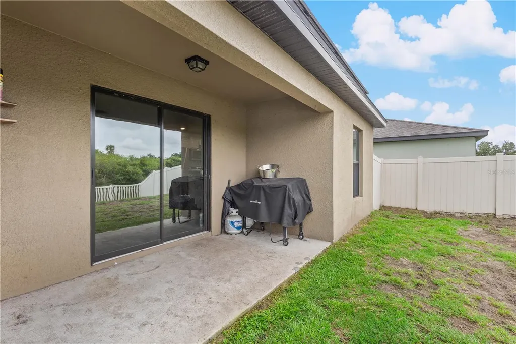 1731 Chatham Green Circle Ruskin FL 33570