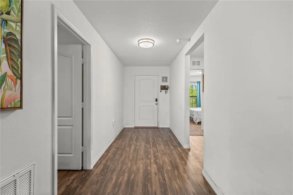 1731 Chatham Green Circle Ruskin FL 33570