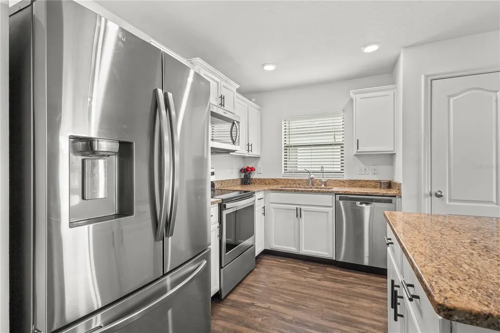 1731 Chatham Green Circle Ruskin FL 33570