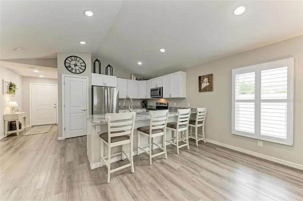 823 Bacon Avenue Sarasota FL 34232
