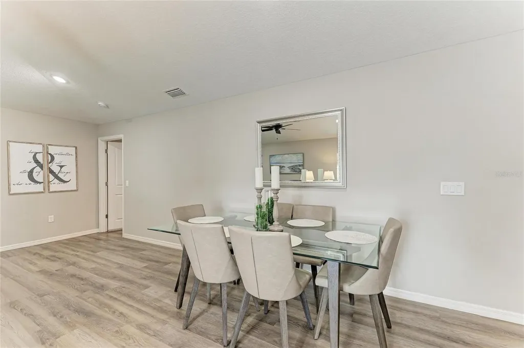 823 Bacon Avenue Sarasota FL 34232