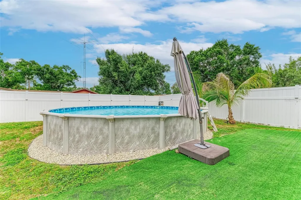 823 Bacon Avenue Sarasota FL 34232