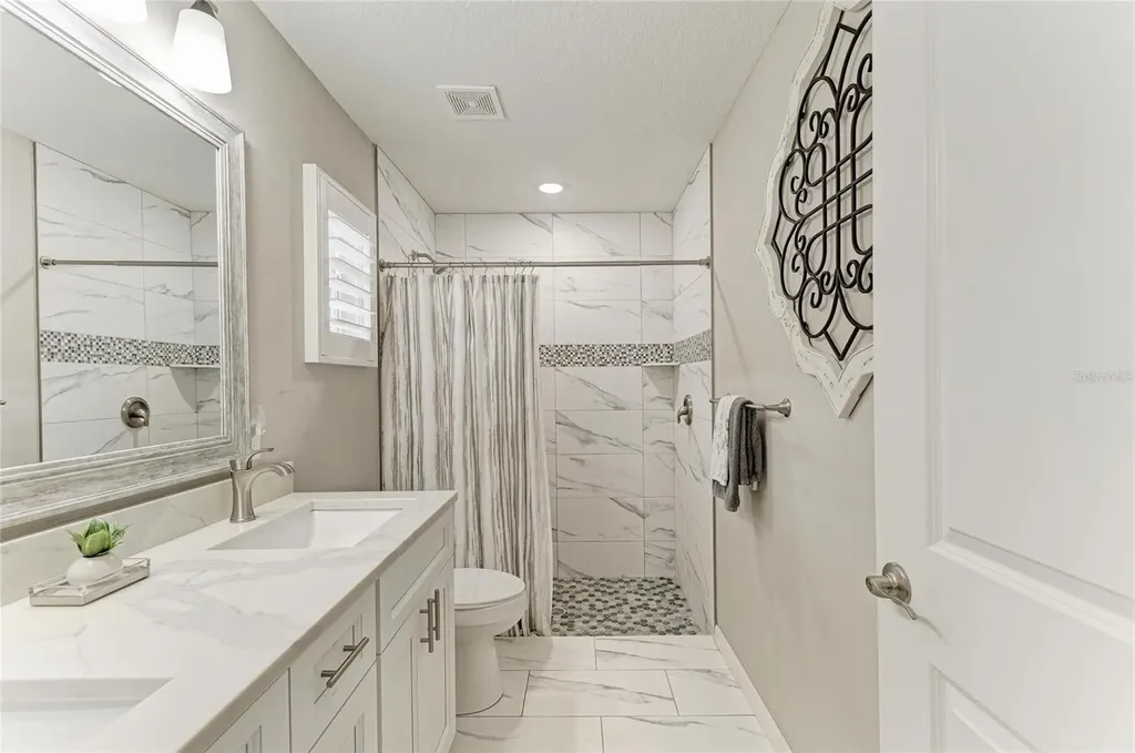 823 Bacon Avenue Sarasota FL 34232