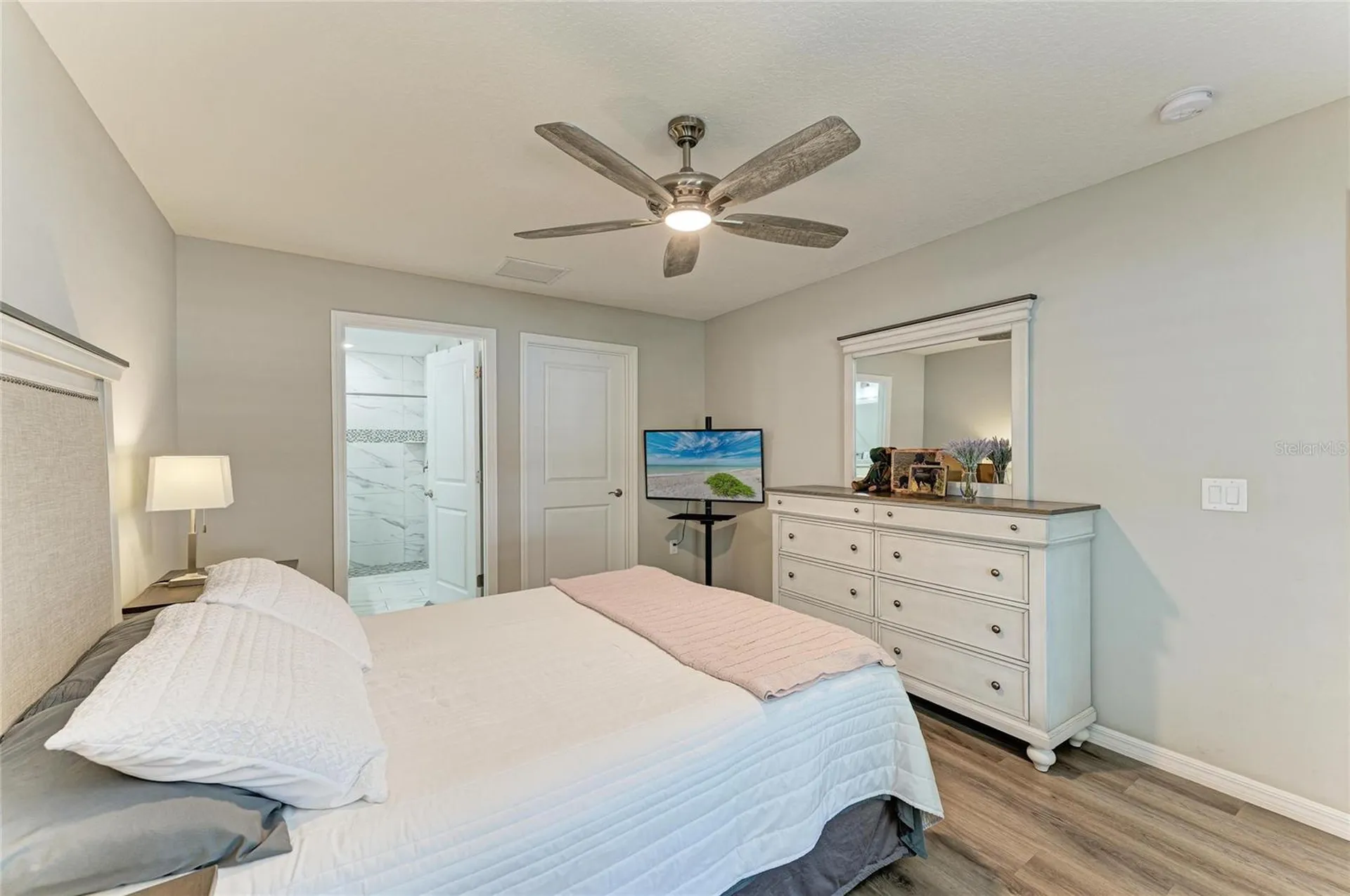 823 Bacon Avenue Sarasota FL 34232