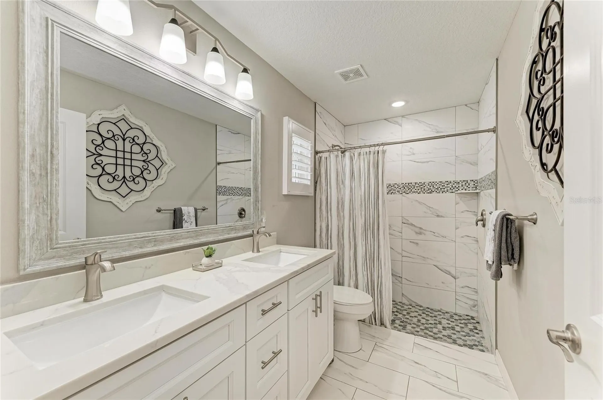 823 Bacon Avenue Sarasota FL 34232
