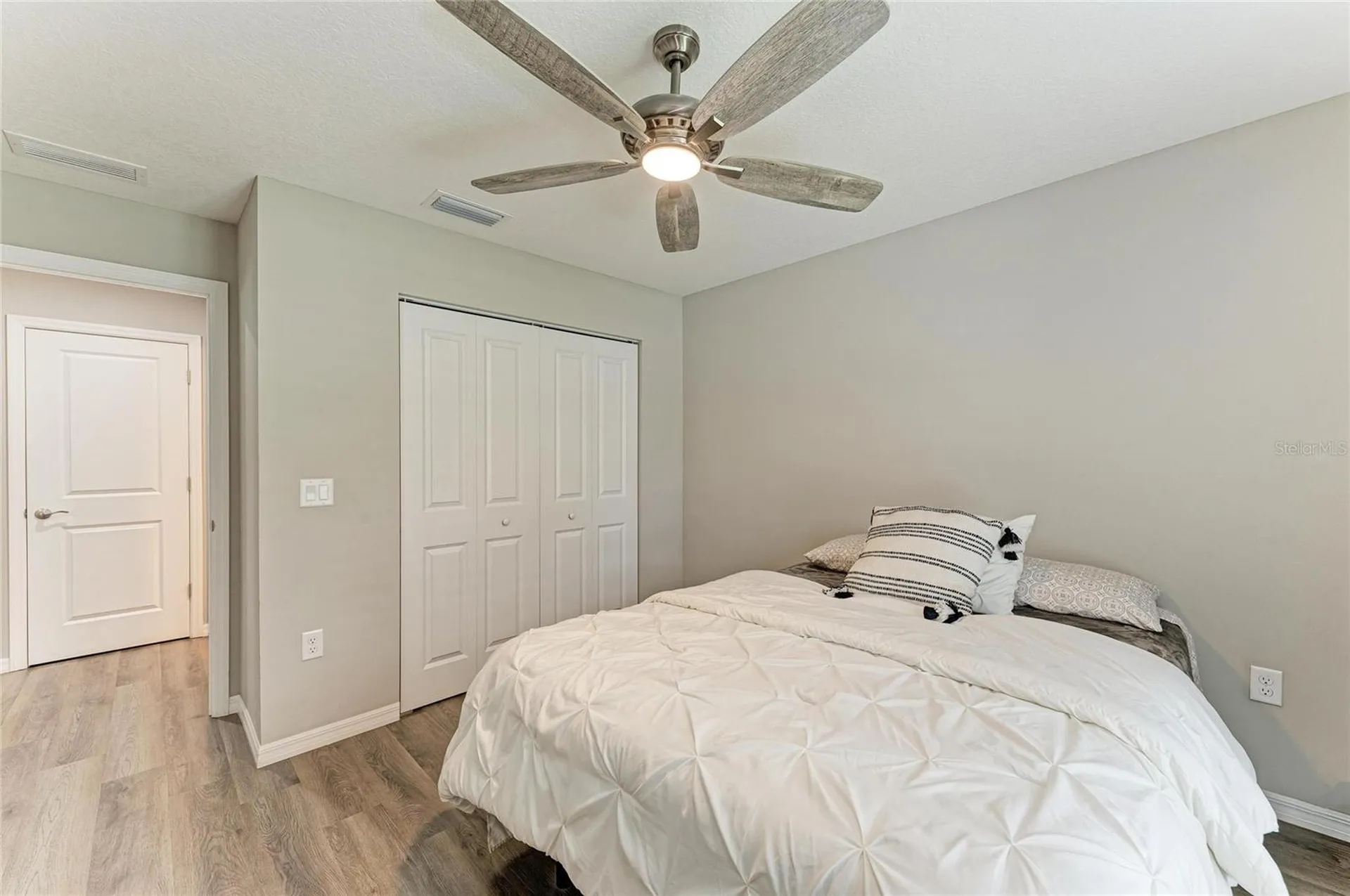 823 Bacon Avenue Sarasota FL 34232