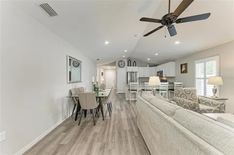 823 Bacon Avenue Sarasota FL 34232