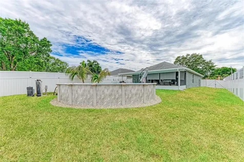 823 Bacon Avenue Sarasota FL 34232