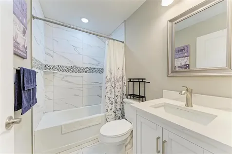 823 Bacon Avenue Sarasota FL 34232