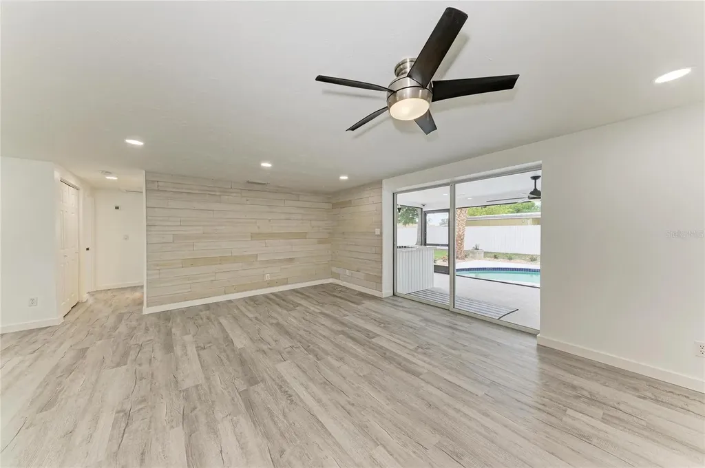 2714 Datura Street Sarasota FL 34239