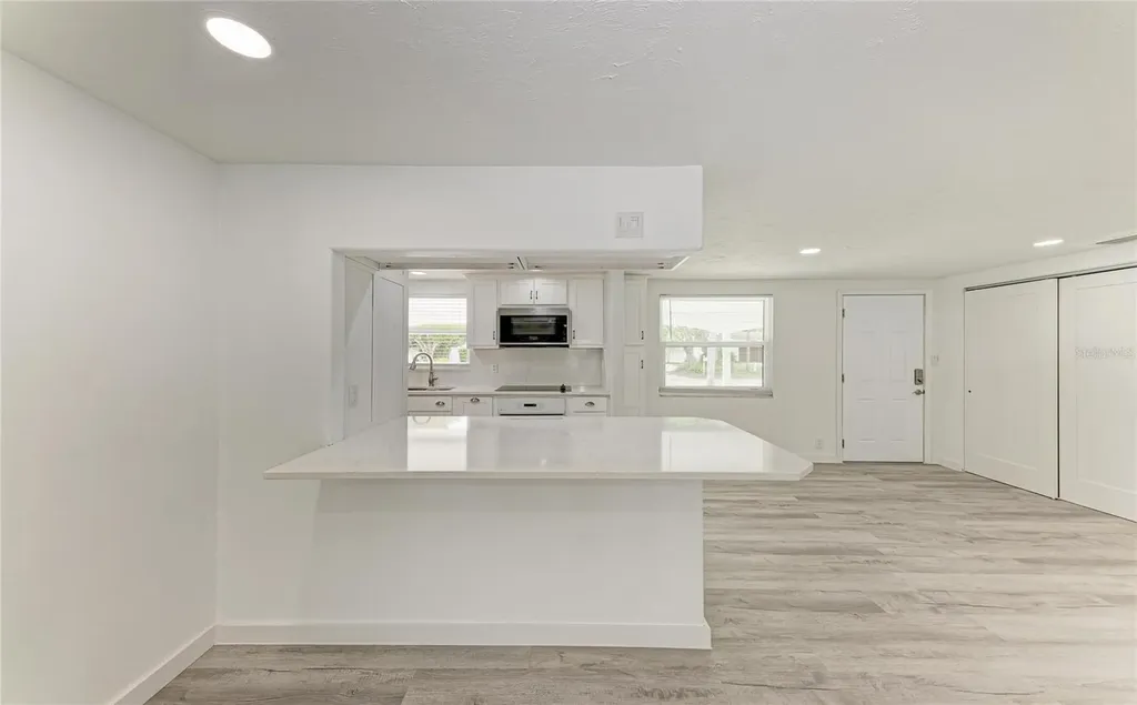 2714 Datura Street Sarasota FL 34239