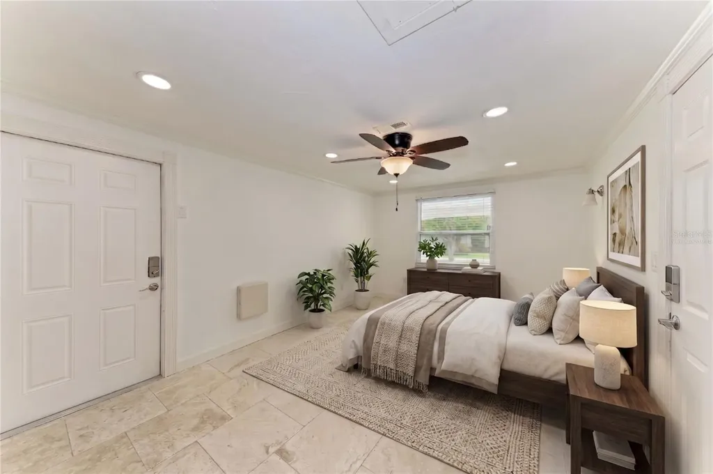 2714 Datura Street Sarasota FL 34239