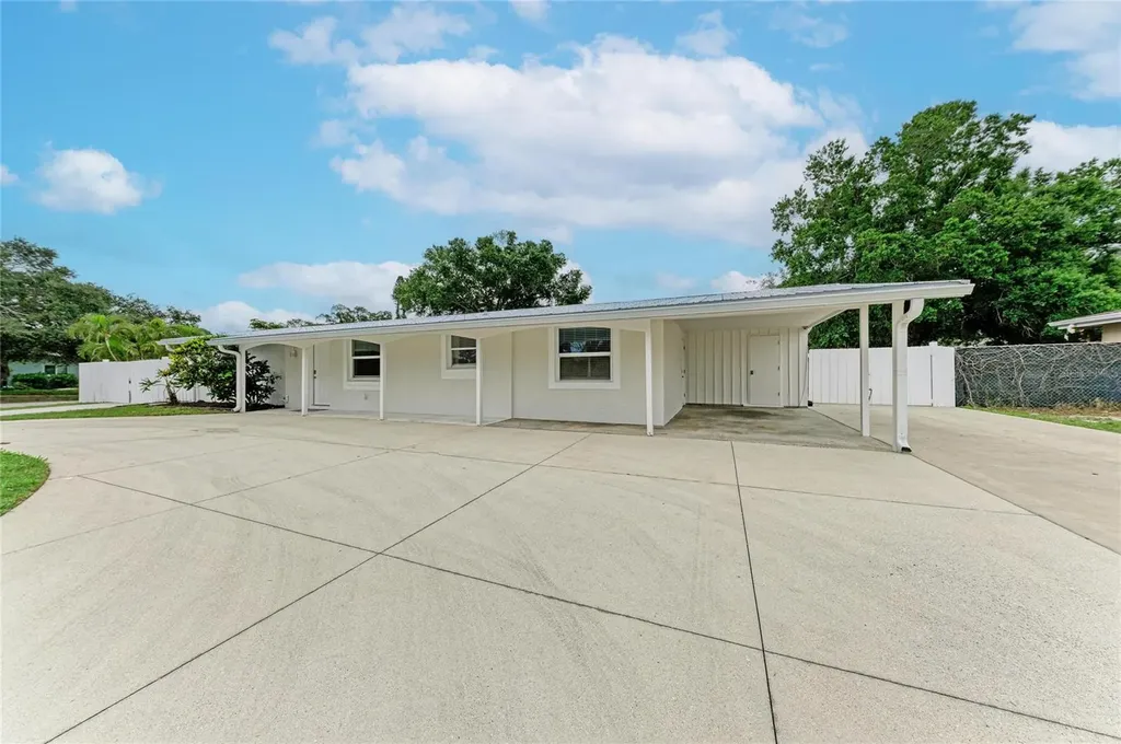 2714 Datura Street Sarasota FL 34239
