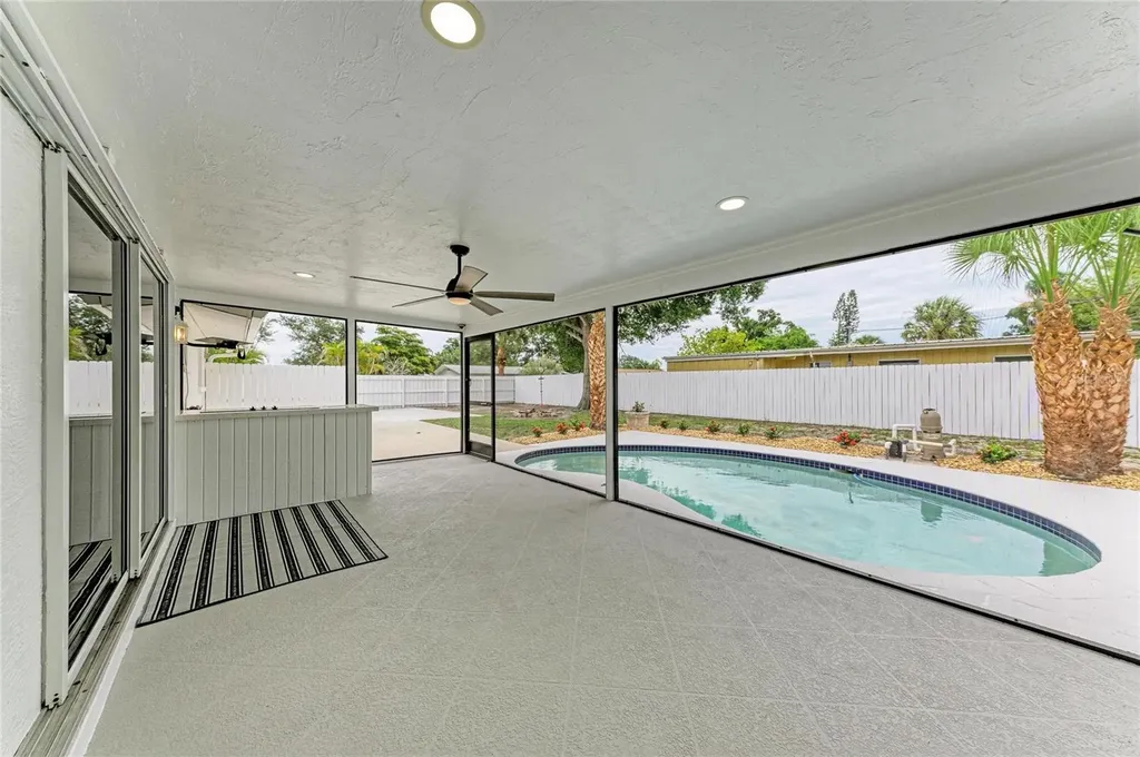 2714 Datura Street Sarasota FL 34239