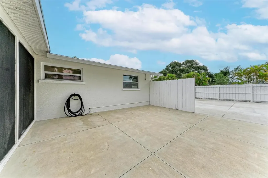 2714 Datura Street Sarasota FL 34239