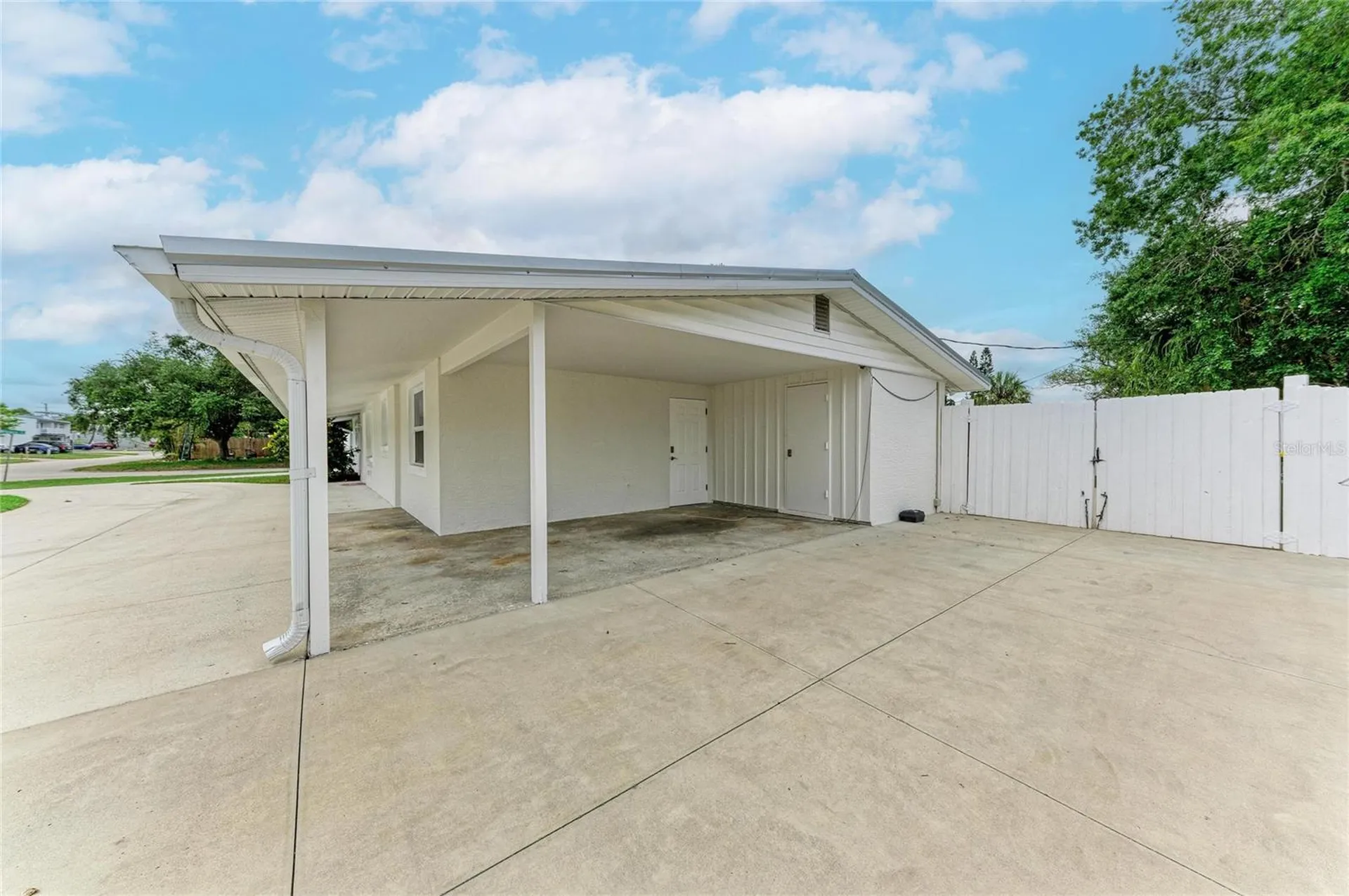 2714 Datura Street Sarasota FL 34239