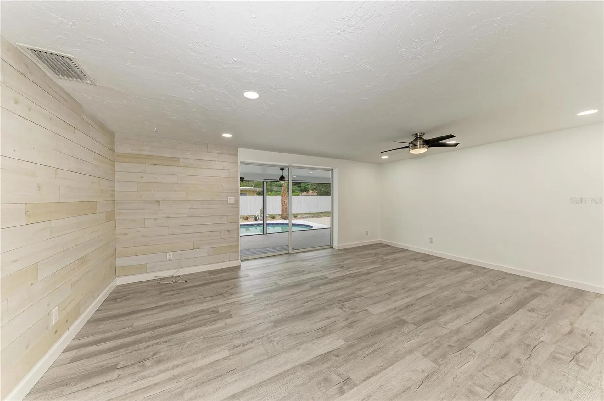 2714 Datura Street Sarasota FL 34239