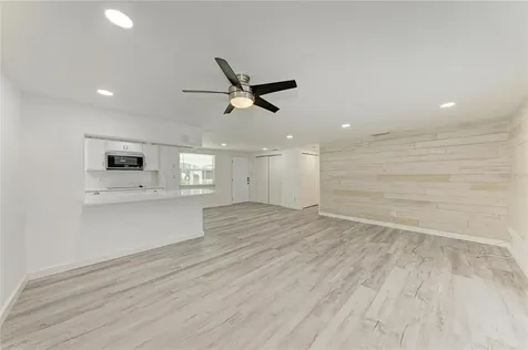 2714 Datura Street Sarasota FL 34239
