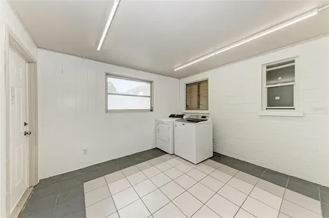 2714 Datura Street Sarasota FL 34239