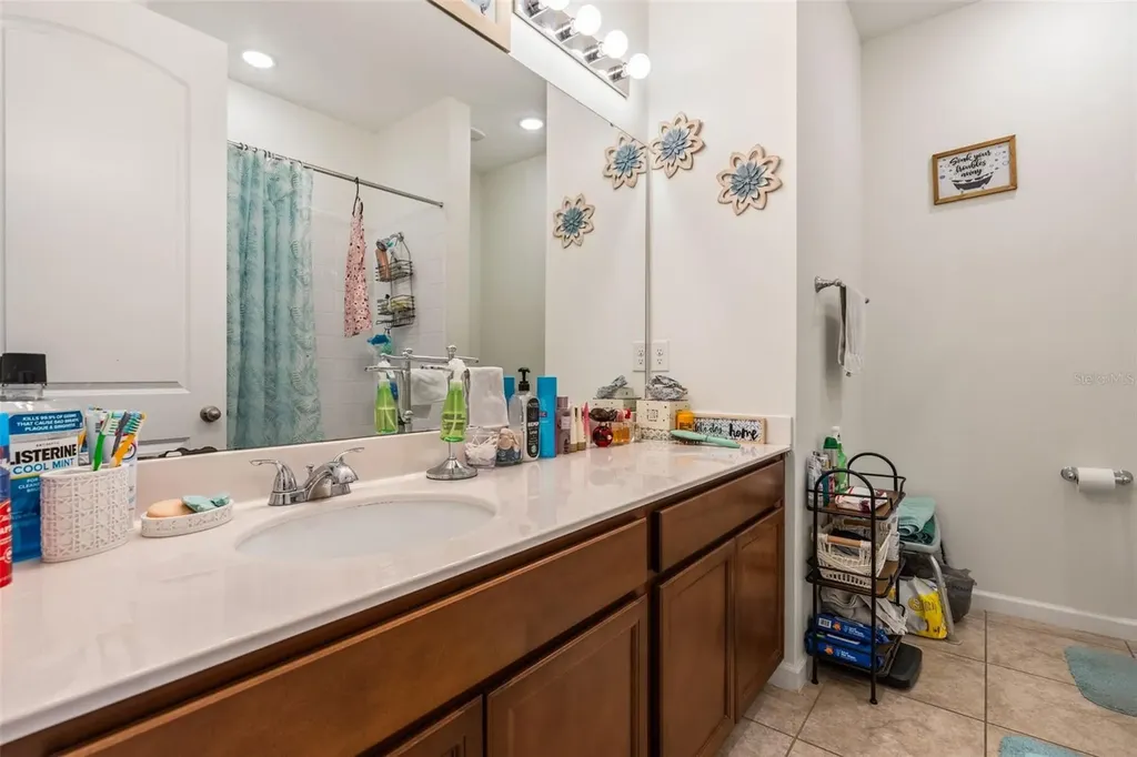 31724 Broadwater Avenue Leesburg FL 34748