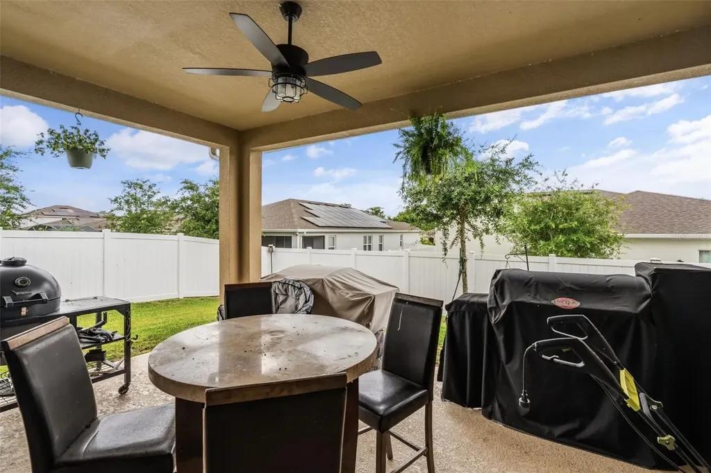 31724 Broadwater Avenue Leesburg FL 34748