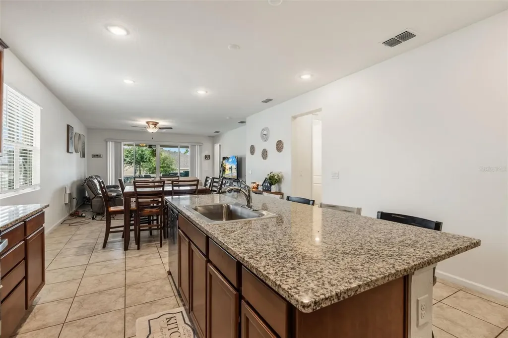 31724 Broadwater Avenue Leesburg FL 34748
