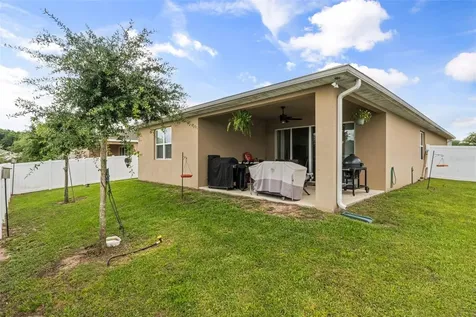 31724 Broadwater Avenue Leesburg FL 34748