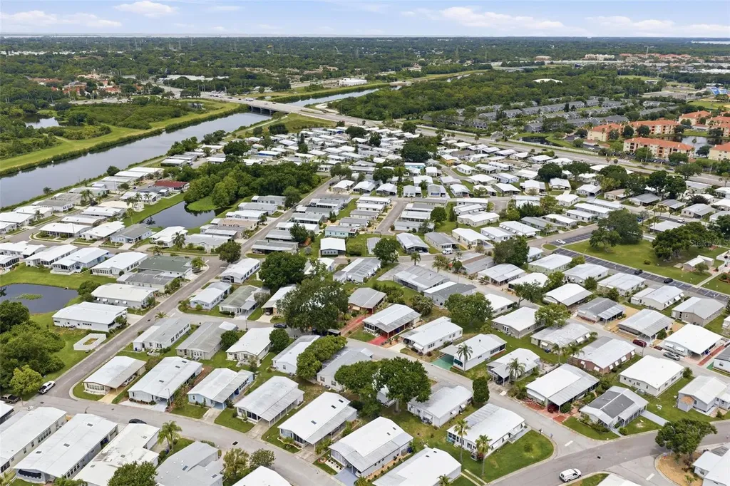 410 Dolphin Drive S Oldsmar FL 34677