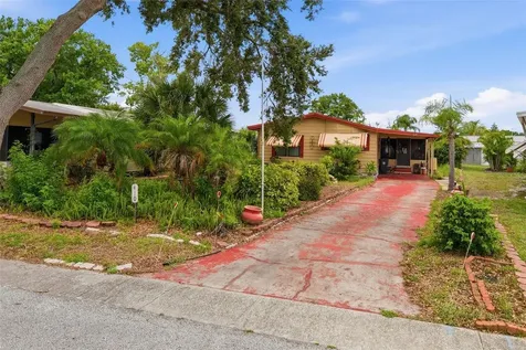410 Dolphin Drive S Oldsmar FL 34677