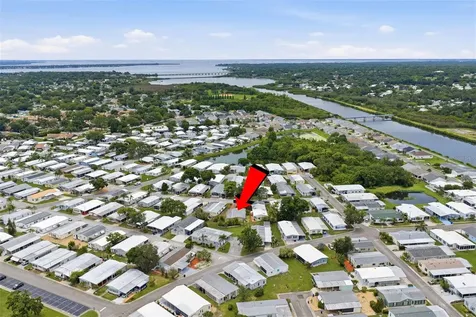 410 Dolphin Drive S Oldsmar FL 34677