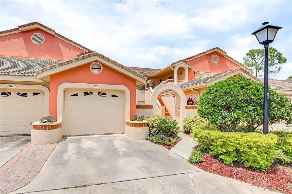 7863 Sugar View Court Orlando FL 32819