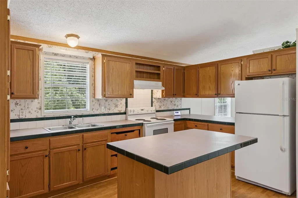16250 Hamilton Drive Orlando FL 32833