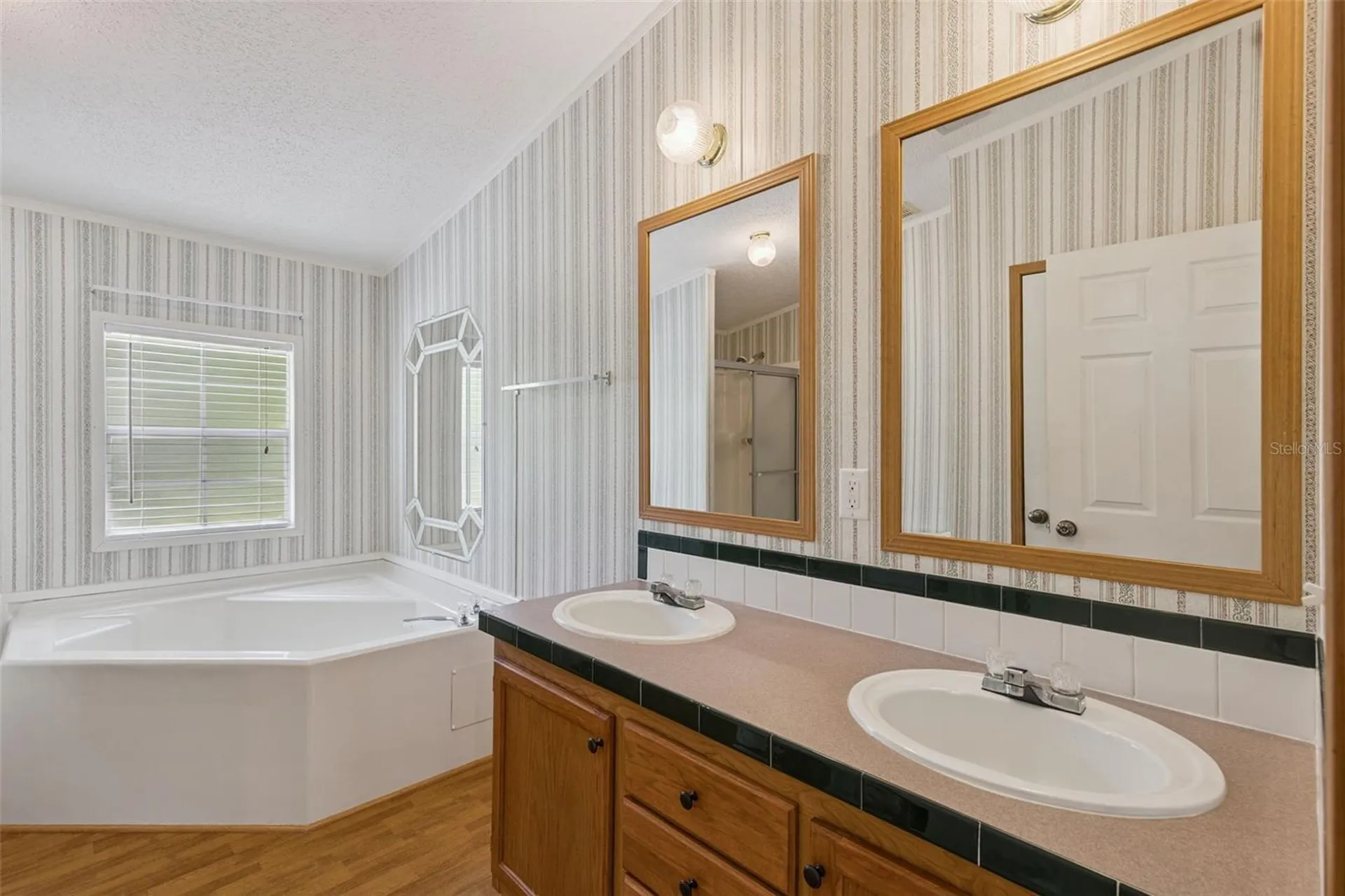 16250 Hamilton Drive Orlando FL 32833