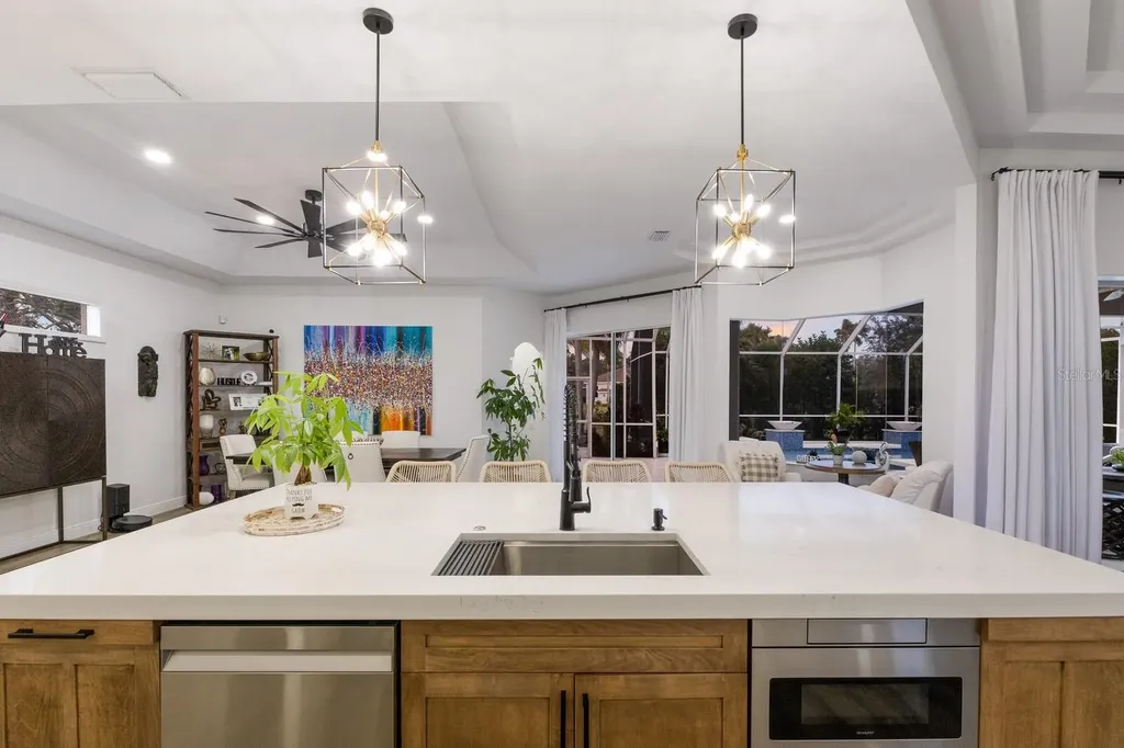 9405 Boxthorn Place Bradenton FL 34202