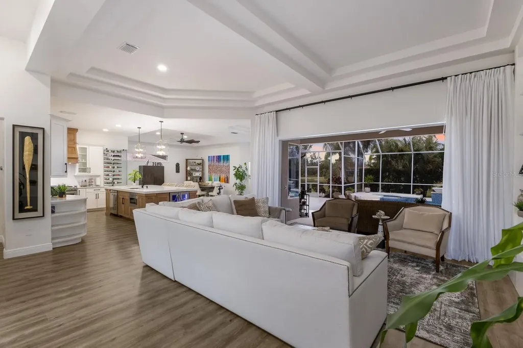 9405 Boxthorn Place Bradenton FL 34202