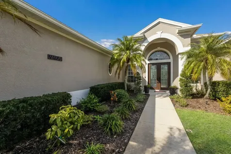 9405 Boxthorn Place Bradenton FL 34202