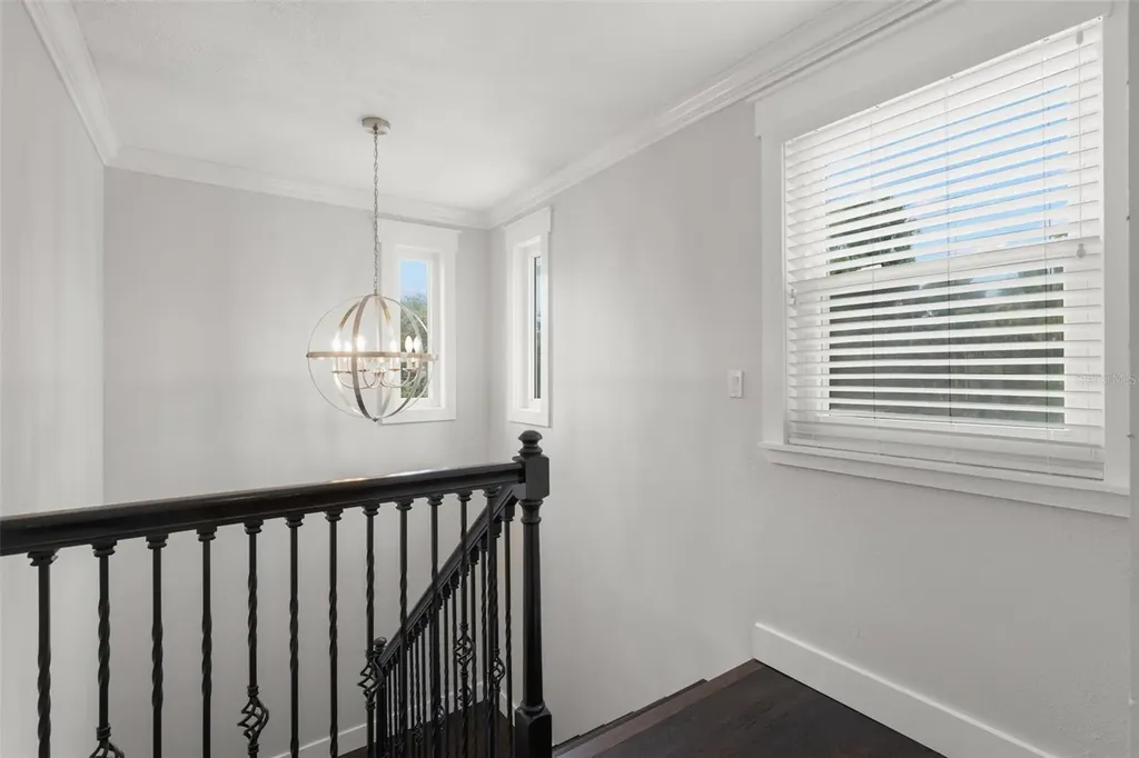427 Villagrande Avenue S St Petersburg FL 33707