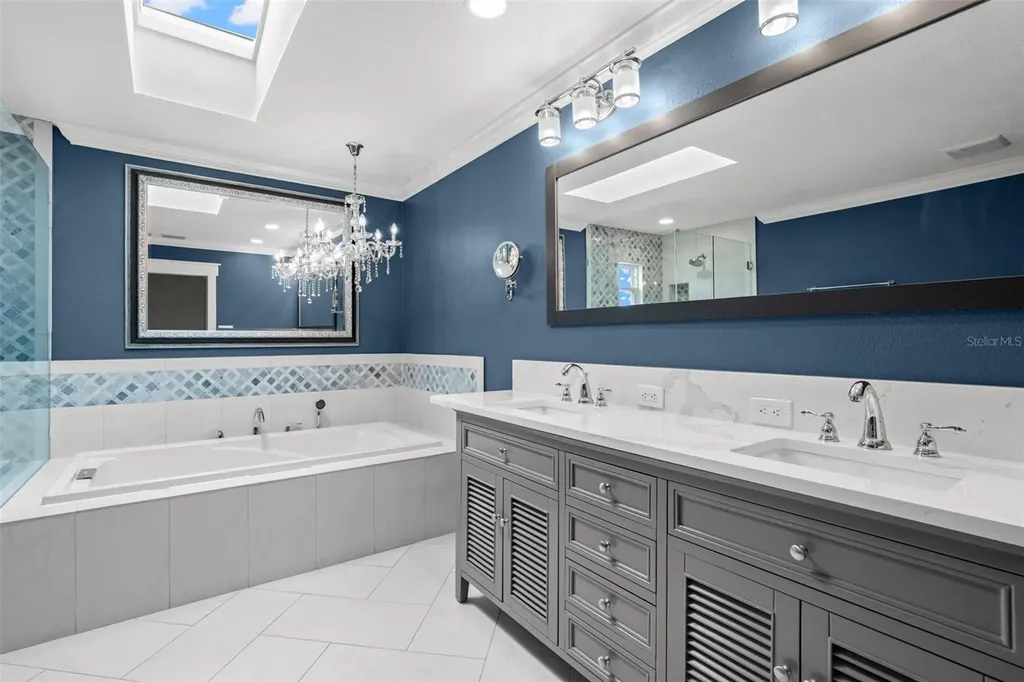 427 Villagrande Avenue S St Petersburg FL 33707