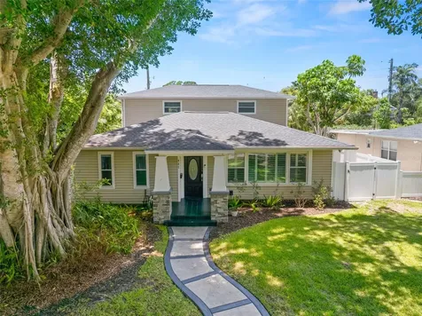 427 Villagrande Avenue S St Petersburg FL 33707
