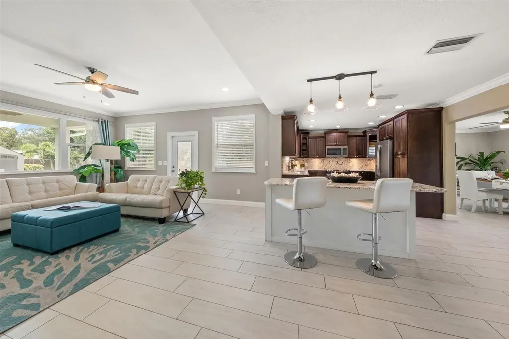 209 Live Oak Lane Largo FL 33770