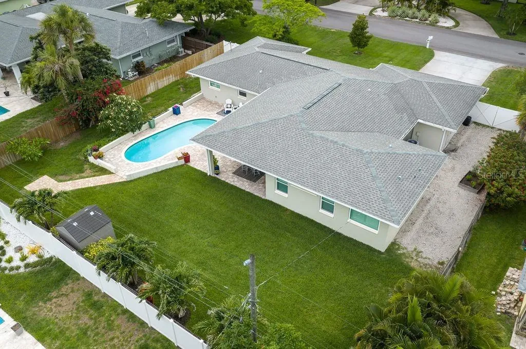 209 Live Oak Lane Largo FL 33770